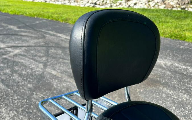 2025 Harley-Davidson Softail FLHC - Heritage Classic