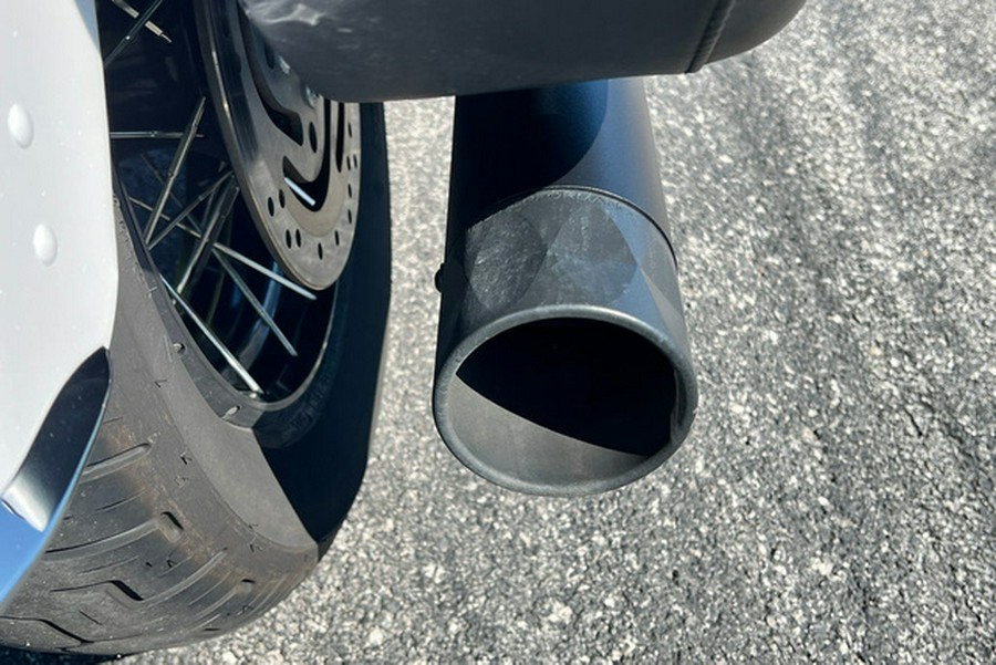 2025 Harley-Davidson Softail FLHC - Heritage Classic