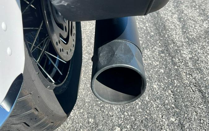 2025 Harley-Davidson Softail FLHC - Heritage Classic