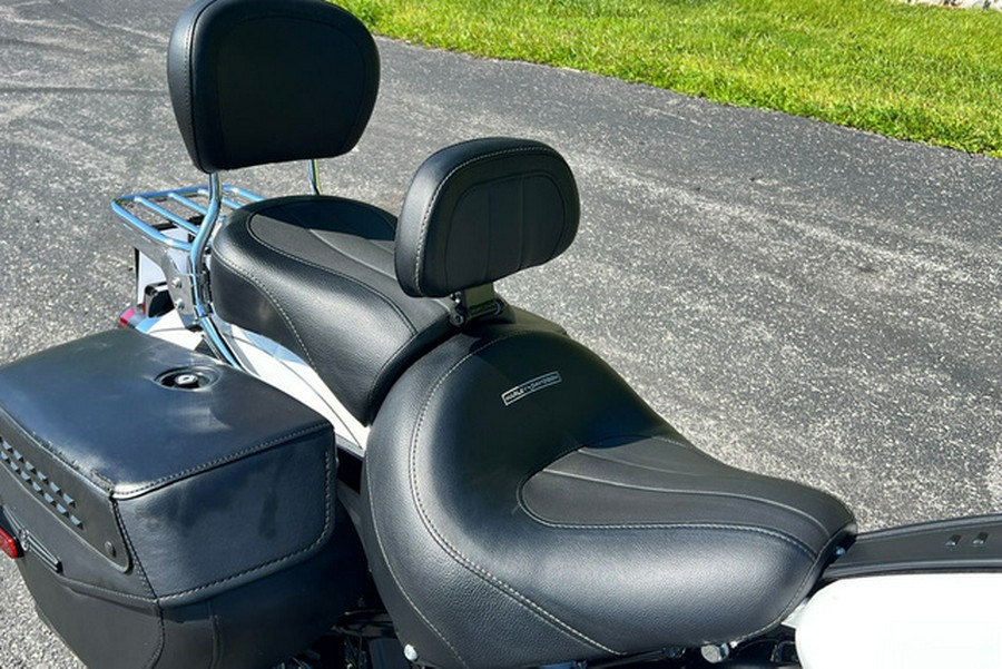 2025 Harley-Davidson Softail FLHC - Heritage Classic