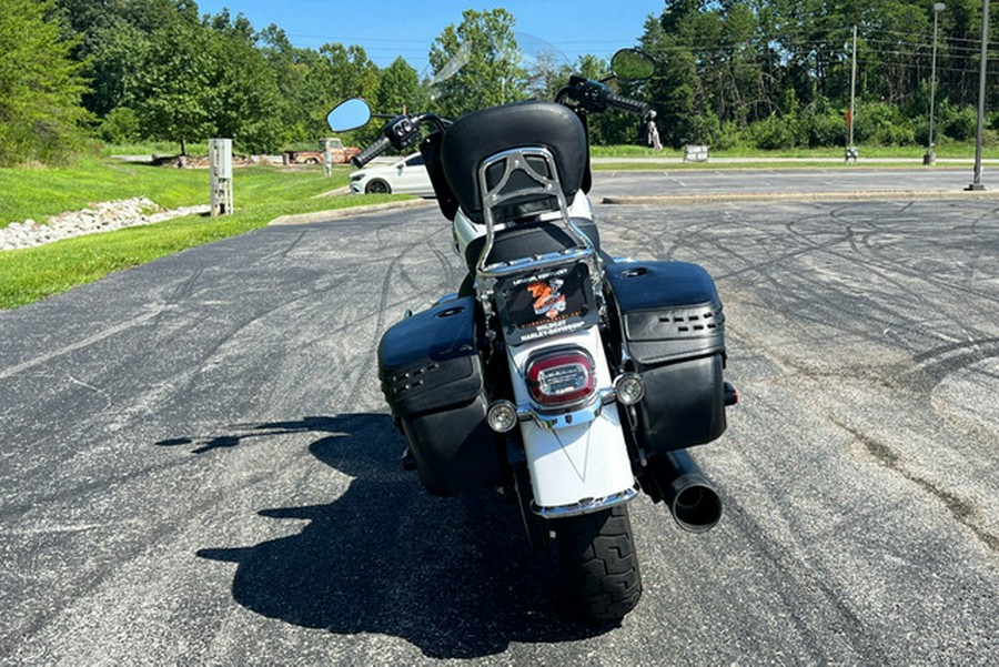 2025 Harley-Davidson Softail FLHC - Heritage Classic