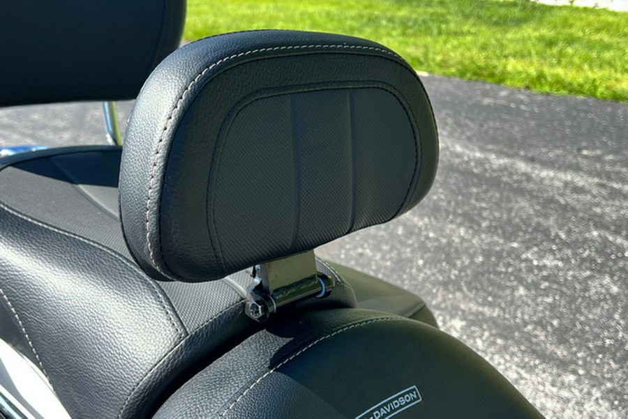 2025 Harley-Davidson Softail FLHC - Heritage Classic