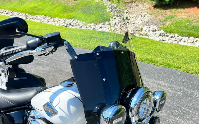 2025 Harley-Davidson Softail FLHC - Heritage Classic