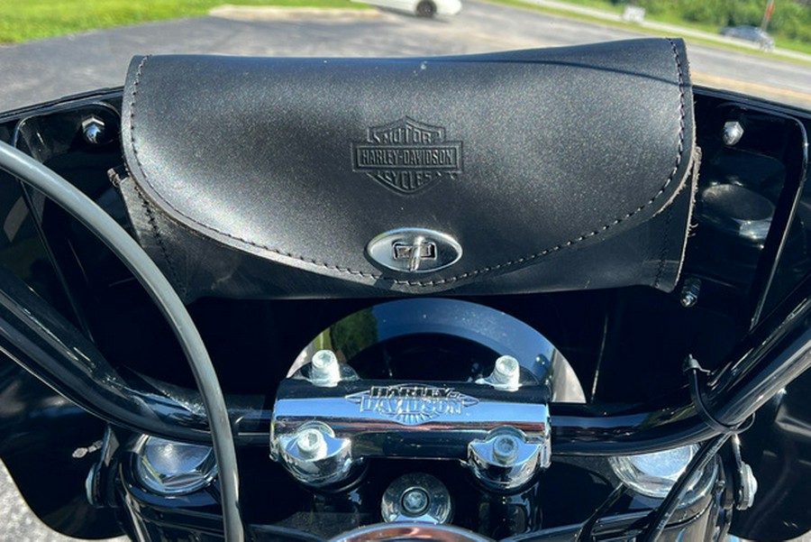 2025 Harley-Davidson Softail FLHC - Heritage Classic