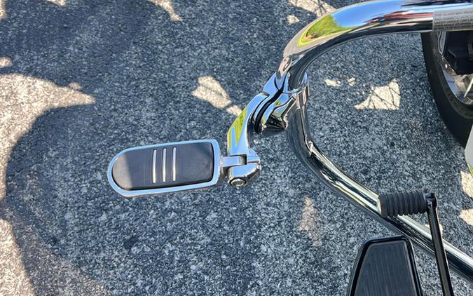 2025 Harley-Davidson Softail FLHC - Heritage Classic