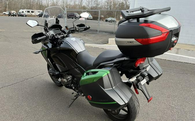 2023 Kawasaki Versys 1000 SE LT+