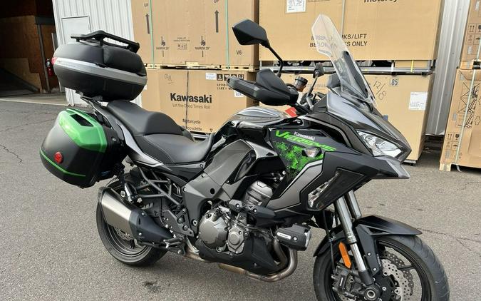 2023 Kawasaki Versys® 1000 SE LT+