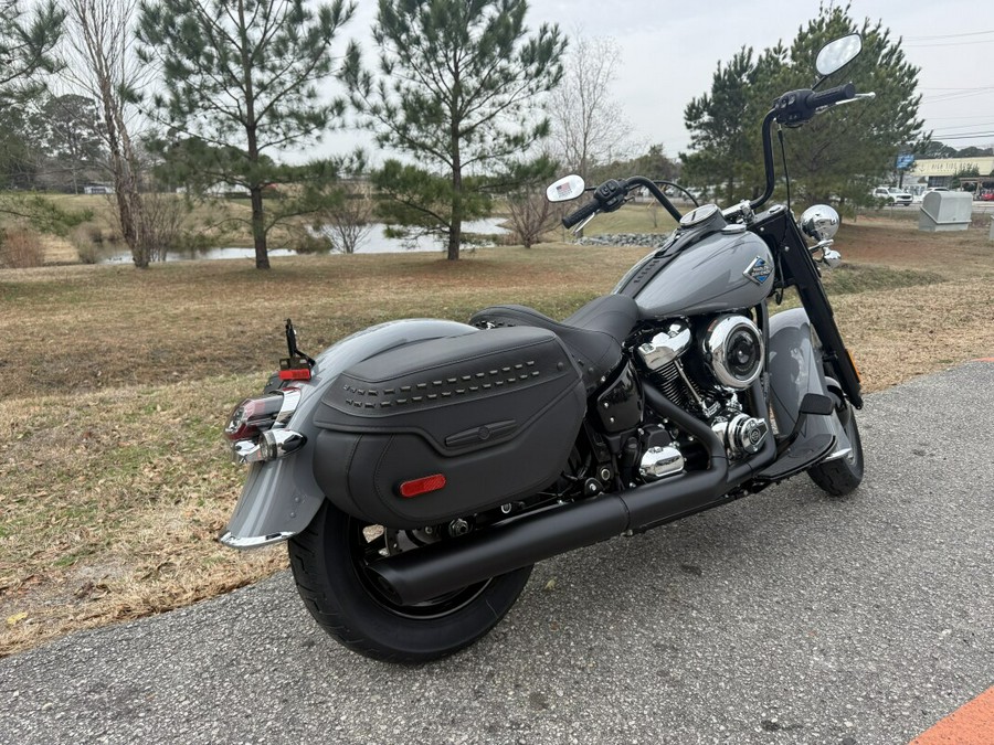 2026 Harley-Davidson® FLHC Heritage Classic®