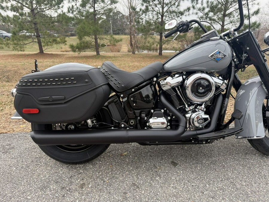 2026 Harley-Davidson® FLHC Heritage Classic®