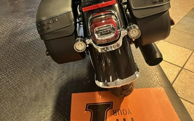 2026 Harley-Davidson Softail FLHC - Heritage Classic