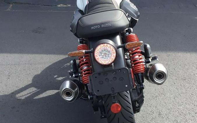 2024 Moto Guzzi V7 Stone Ten