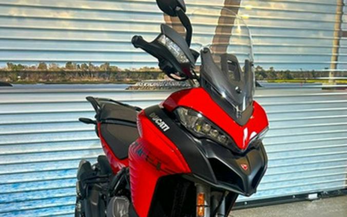 2024 Ducati Multistrada V2 S Red