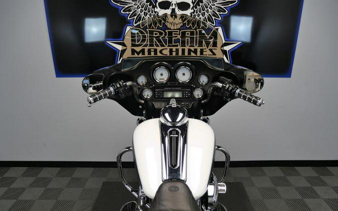 2010 Harley-Davidson® FLHX - Street Glide®