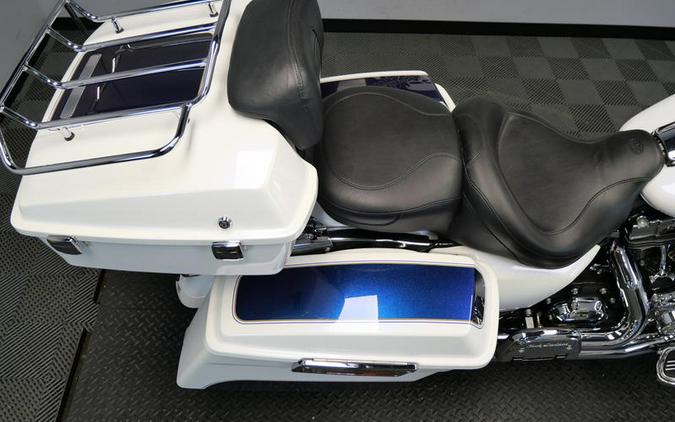 2010 Harley-Davidson® FLHX - Street Glide®