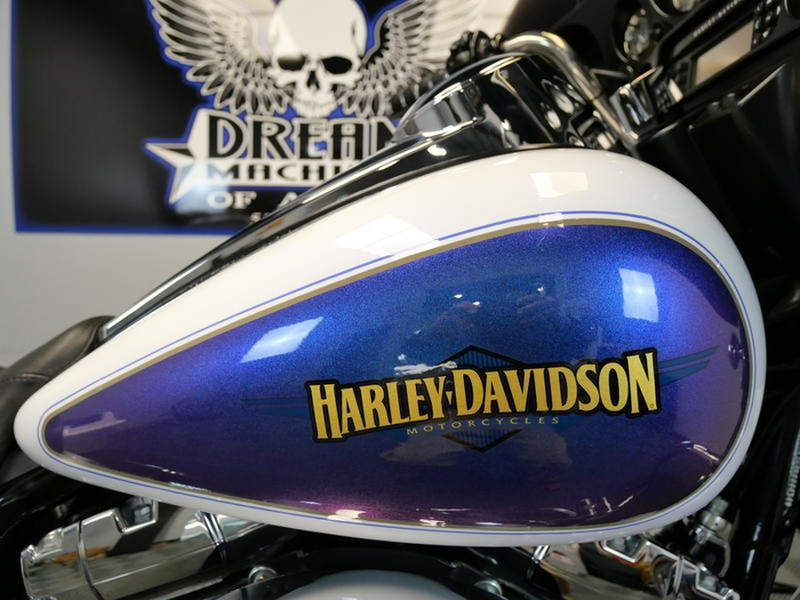 2010 Harley-Davidson® FLHX - Street Glide®