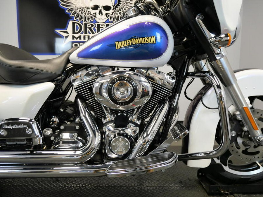 2010 Harley-Davidson® FLHX - Street Glide®