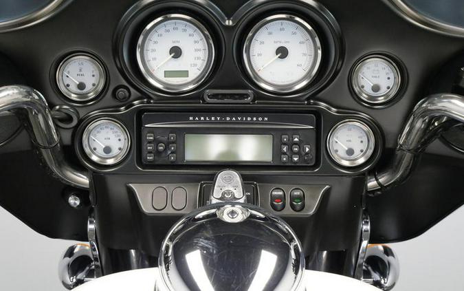 2010 Harley-Davidson® FLHX - Street Glide®