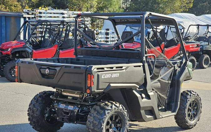 2024 Can-Am® Defender DPS HD9 Fiery Red