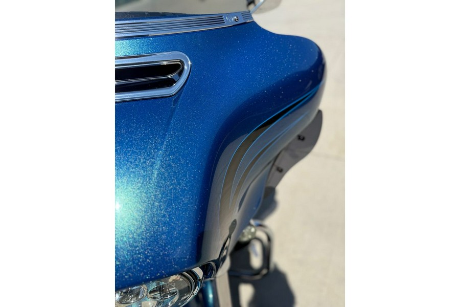 2014 Harley-Davidson® Street Glide Base