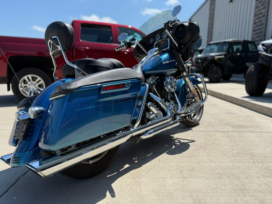2014 Harley-Davidson® Street Glide Base