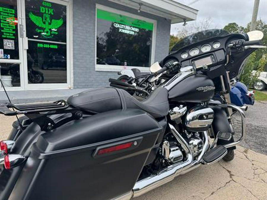 2017 Harley-Davidson Street Glide® Special