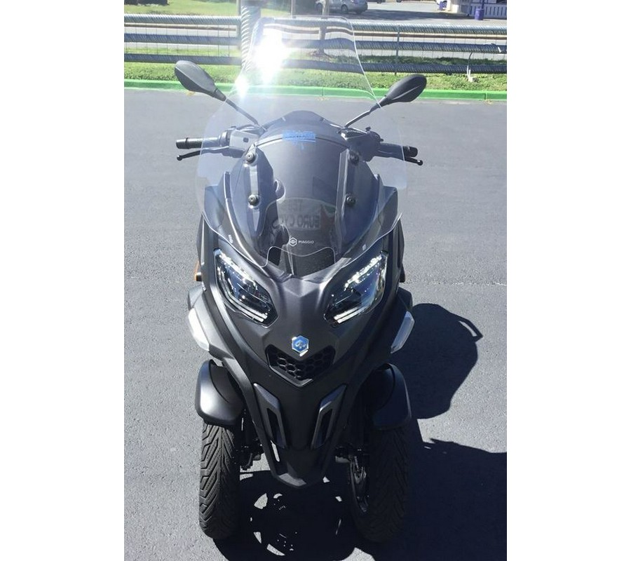 2024 Piaggio MP3 530 Exclusive