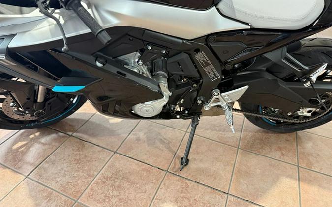 2026 CFMOTO CF650-10US