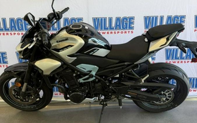 2025 Kawasaki ZR900SSFAN SE ABS