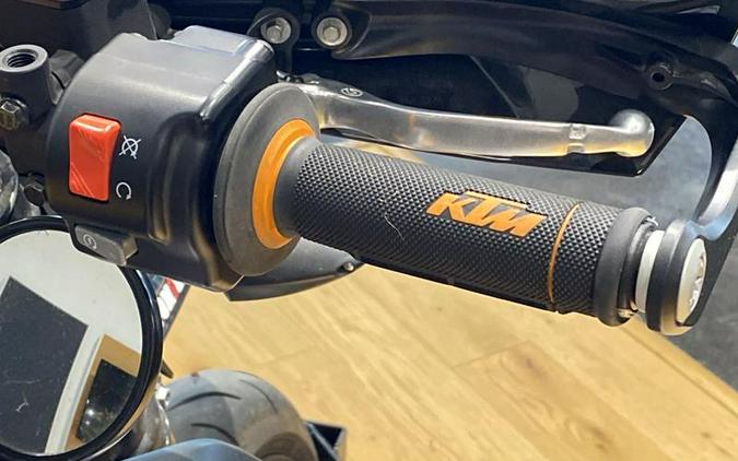 2019 KTM 690R SMC