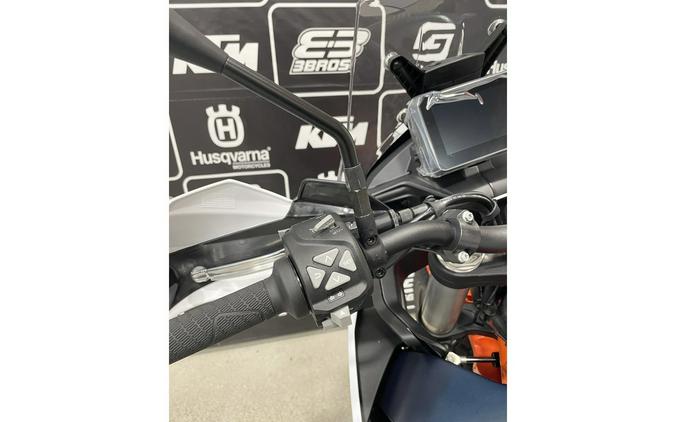 2023 KTM 890 ADVENTURE R