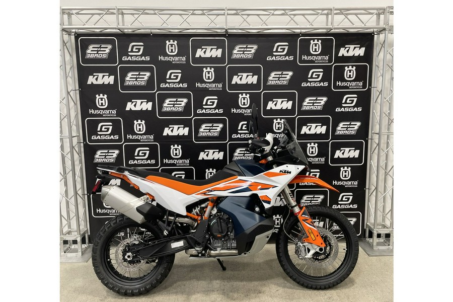 2023 KTM 890 ADVENTURE R