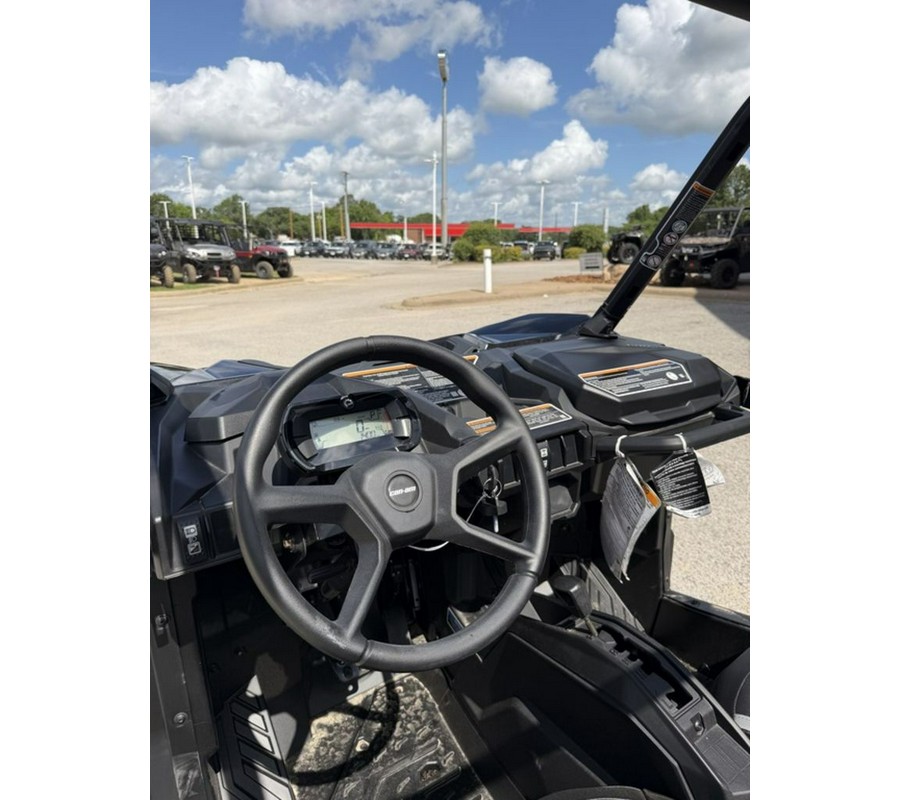 2026 Can-Am® Maverick Trail DPS 700