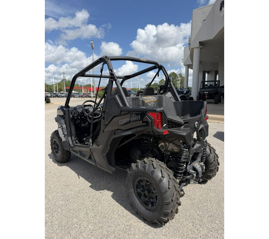 2026 Can-Am® Maverick Trail DPS 700