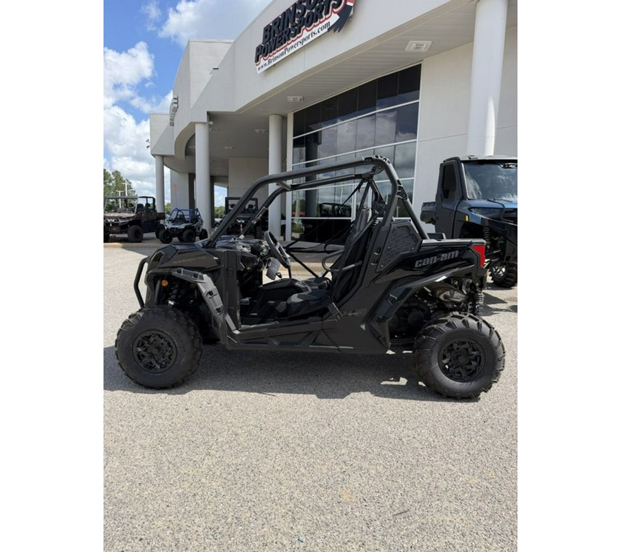 2026 Can-Am® Maverick Trail DPS 700