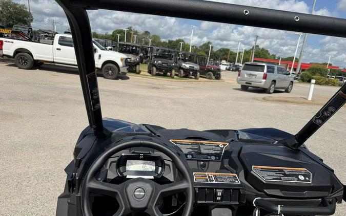 2026 Can-Am® Maverick Trail DPS 700