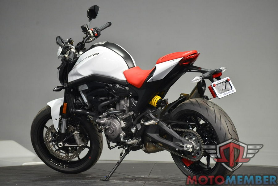 2024 Ducati Monster Plus