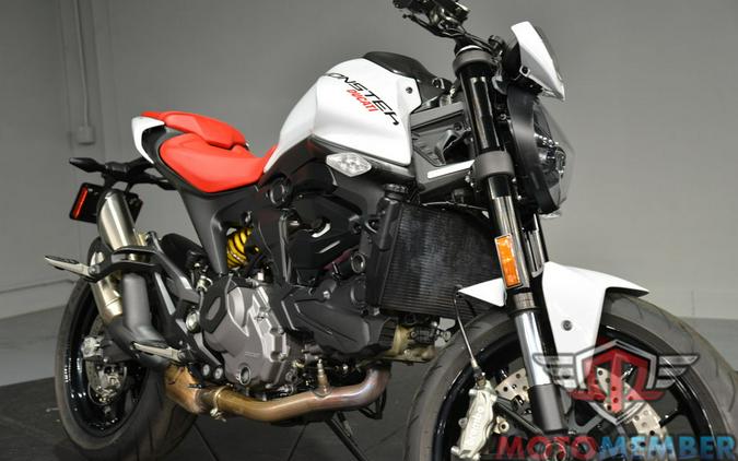 2024 Ducati Monster Plus
