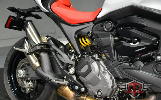 2024 Ducati Monster Plus