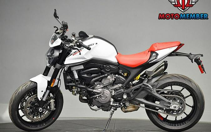 2024 Ducati Monster Plus