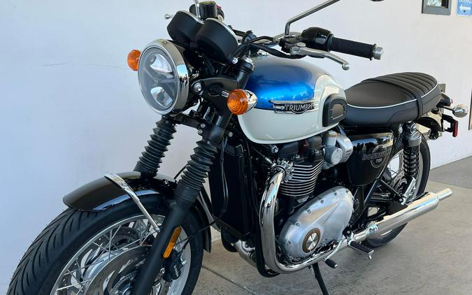 2026 Triumph BONNEVILLE T120