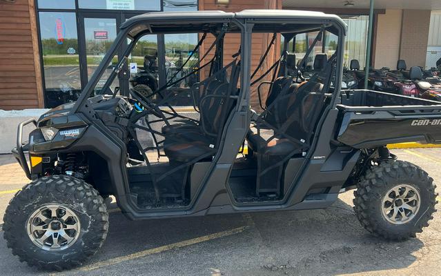 2024 Can-Am® Defender MAX Lone Star HD10