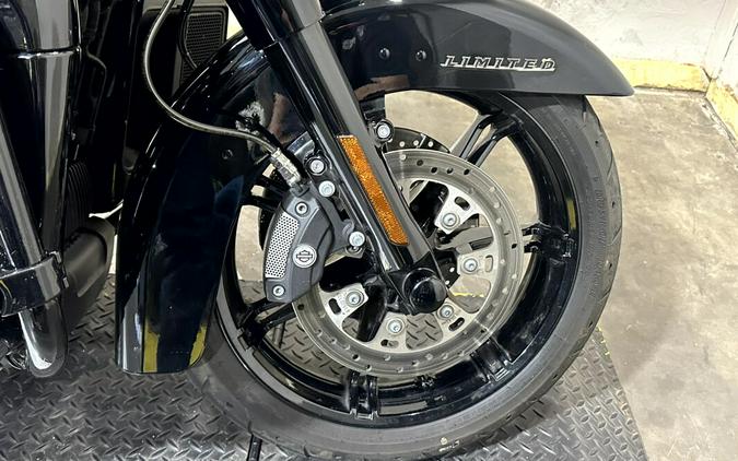 Harley-Davidson® Ultra Limited 2020 FLHTK 615245T BLACK