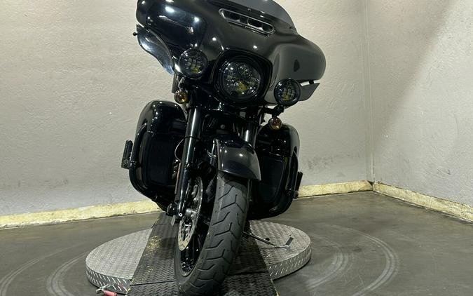 Harley-Davidson® Ultra Limited 2020 FLHTK 615245T BLACK