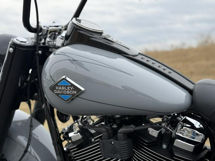 2026 Harley-Davidson® FLHC - Heritage Classic