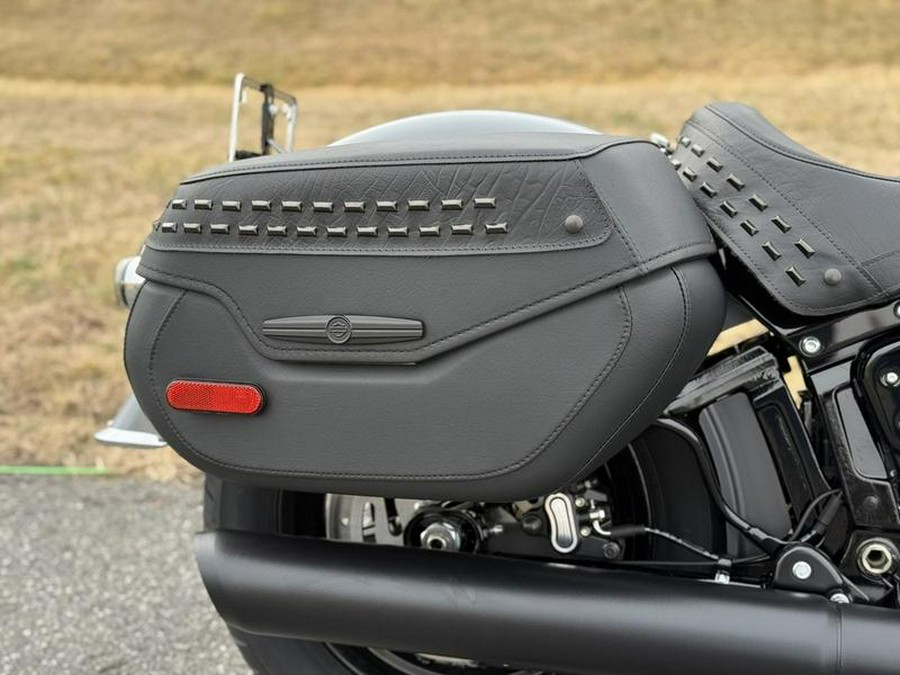 2026 Harley-Davidson® FLHC - Heritage Classic