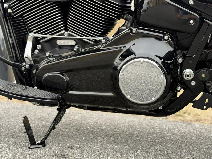 2026 Harley-Davidson® FLHC - Heritage Classic