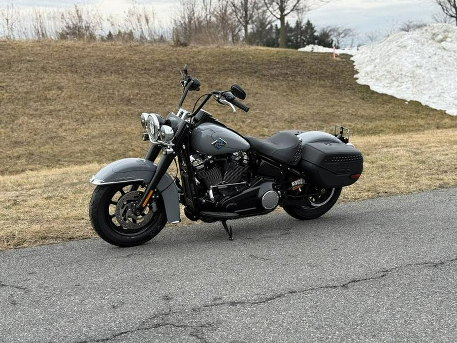 2026 Harley-Davidson® FLHC - Heritage Classic