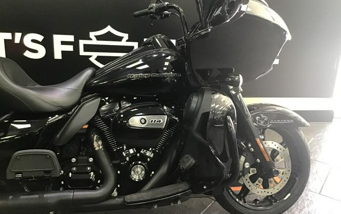 2022 Harley-Davidson® Road Glide® Limited Black