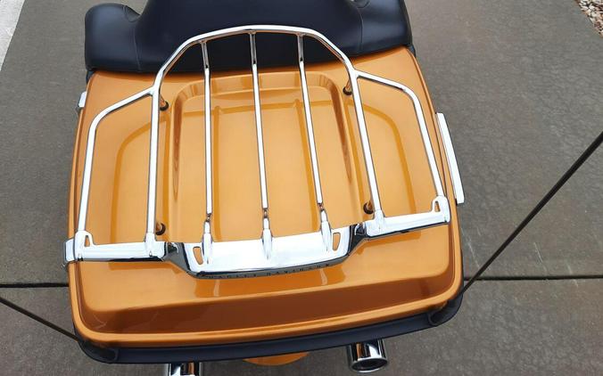 2015 Cvo Electra Glide Ultra Limited Two-Tone Gold Rush/Carbon Dust