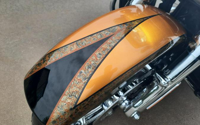 2015 Cvo Electra Glide Ultra Limited Two-Tone Gold Rush/Carbon Dust